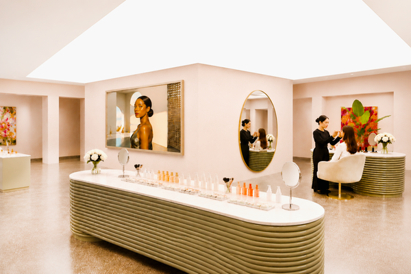 Cosmetic lighting application