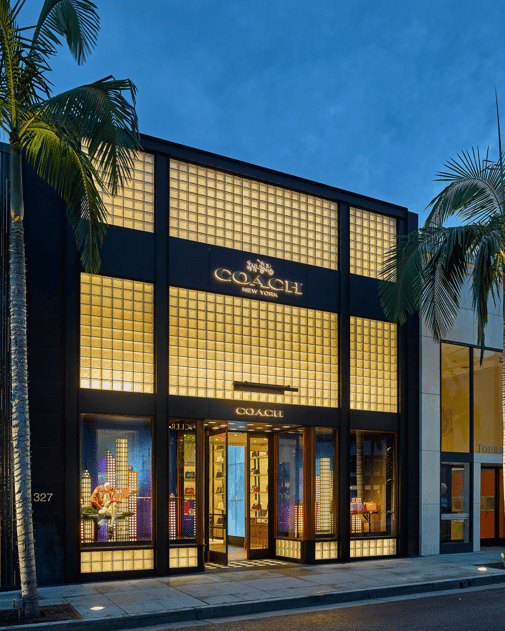 Exterior Illuminated walls by Cooledge Lighting